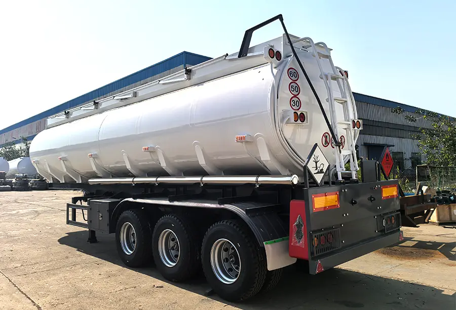 Shacman Diesel Oil Tanker Semi Trailer (3)