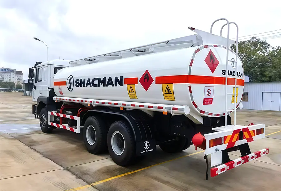 Shacman F3000 Oil Tanker Truck (5)