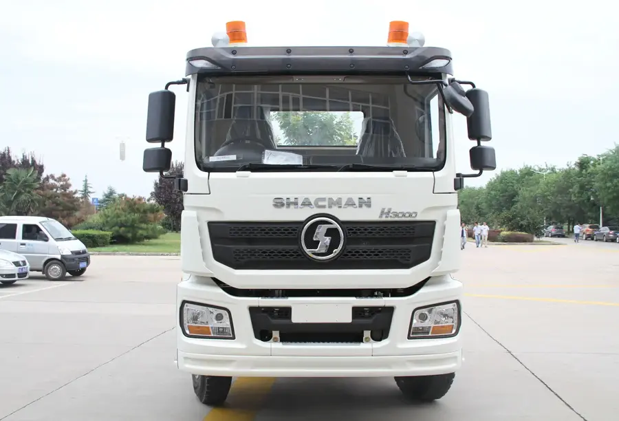 Shacman H3000 4X2 Tractor Truck-4