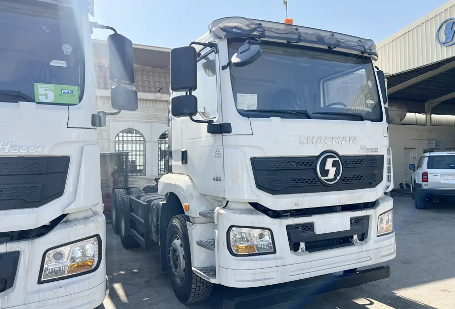 Shacman H3000 6X4 Tractor Head-2