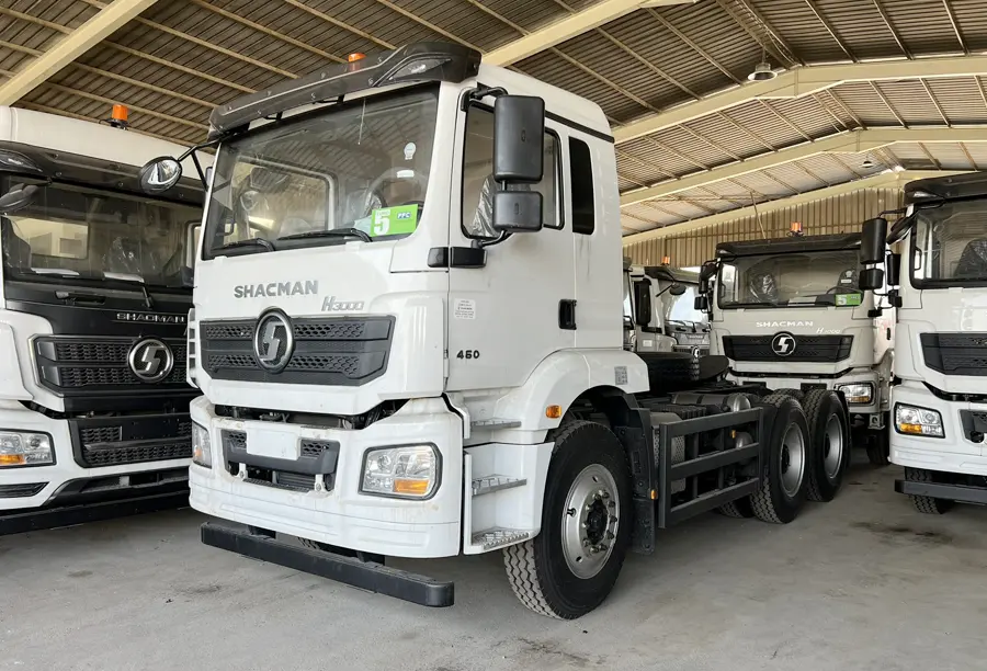 Shacman H3000 6X4 Tractor Head-3