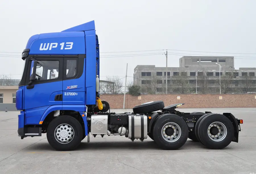Shacman X3000 500hp 6×2 Tractor Truck-2