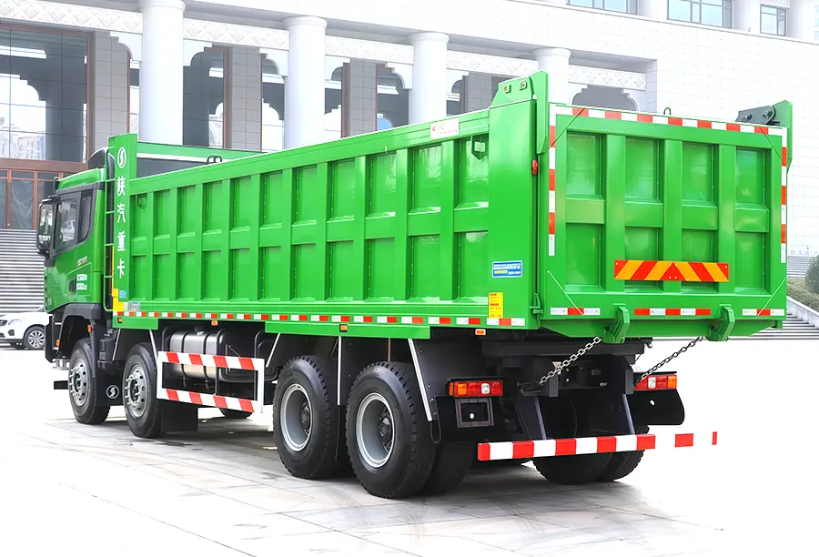 Shacman X3000 8×4 Dump Truck (7)