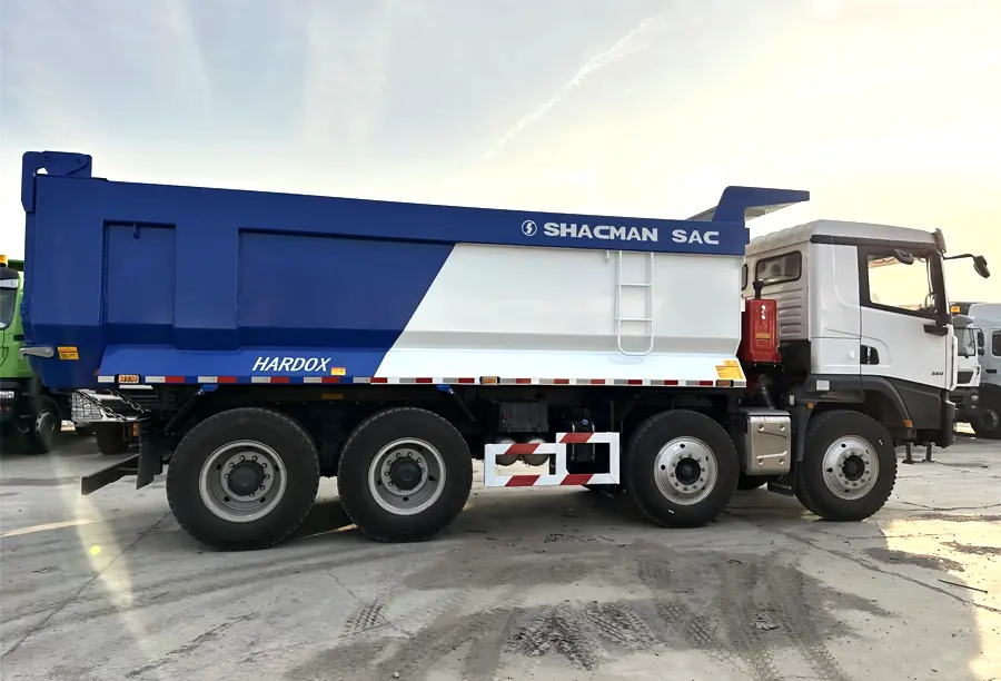Shacman X5000 8×4 Tipper Truck (4)