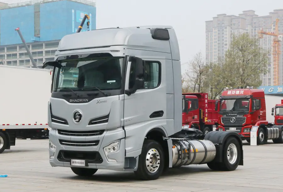Shacman X6000 4×2 Tractor Truck-1