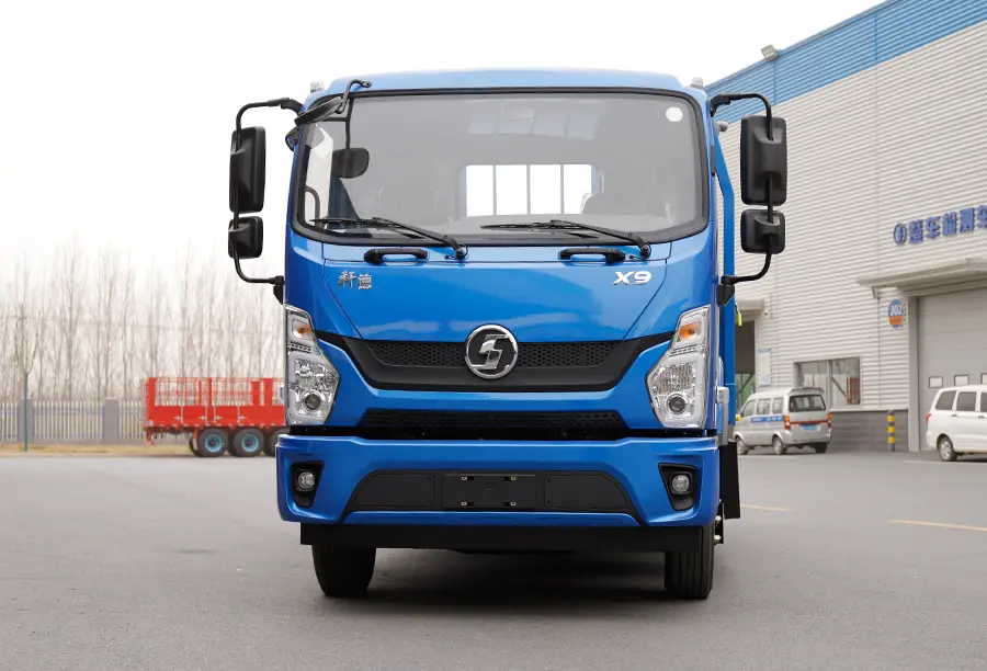Shacman X9 Light Flatbed Truck (2)