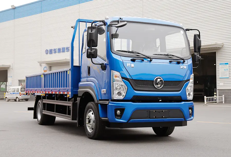 Shacman X9 Light Flatbed Truck (3)