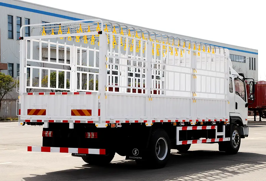 Shacman X9 cargo truck (4)