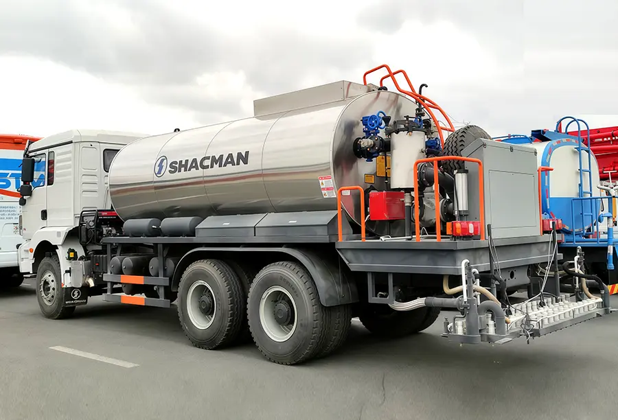 shacman h3000 oil tanker truck (3)