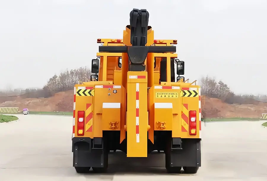 Shacman Heavy Duty Wrecker Truck (5)