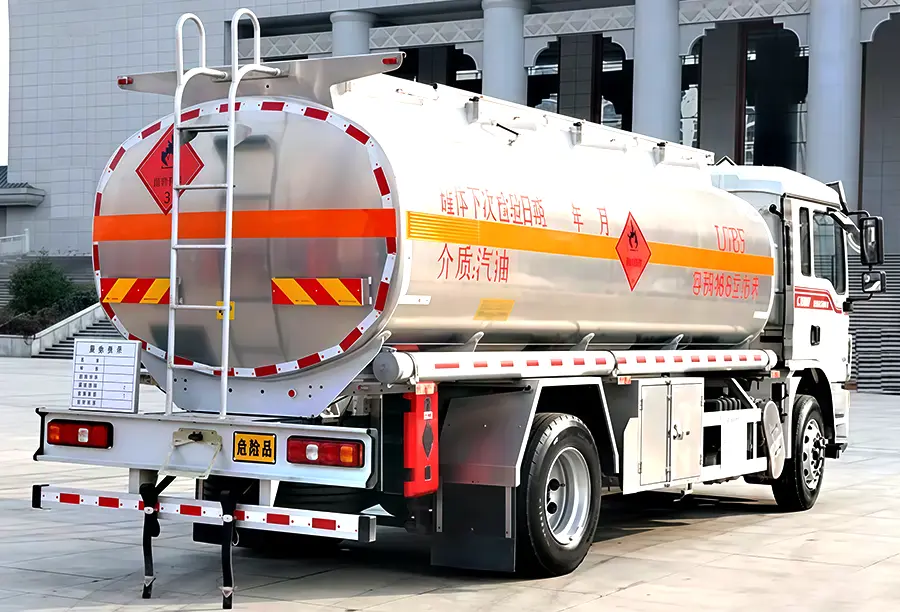 Shacman L3000 Oil Tanker Truck (5)