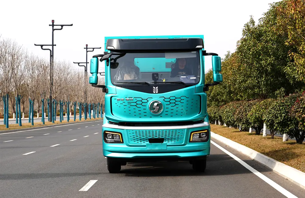 Shacman Pure Electric Tractor Truck