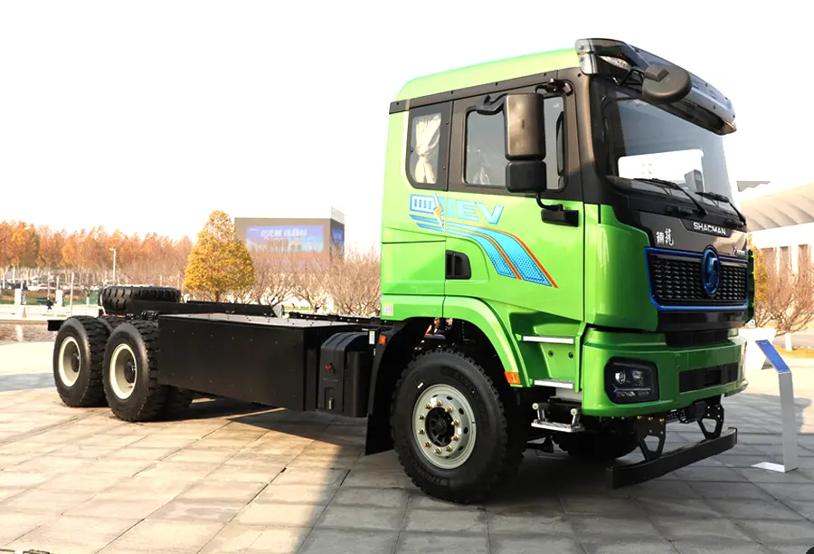 Shacman X5000E 6×4 Pure Electric Truck (3)