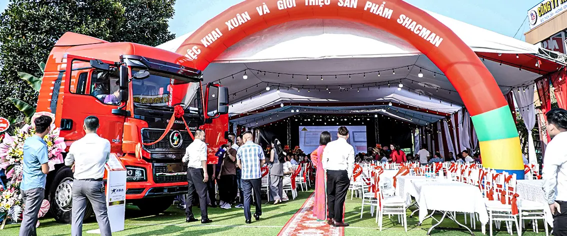 Shacman H3000S Truck Debuts in Northern Vietnam (3)