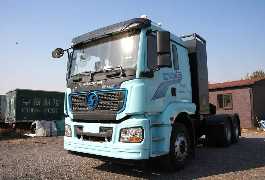 Shacman M3000 Tractor Truck (2)