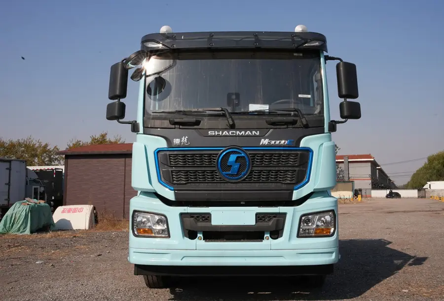 Shacman M3000 Tractor Truck (3)