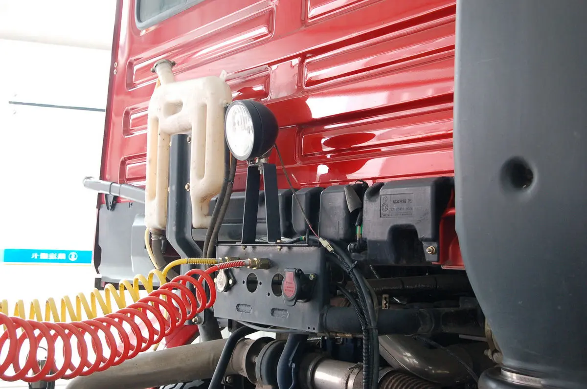 shacman f2000 truck-5