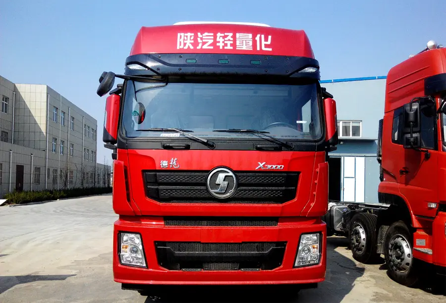 Shacman X3000 Refrigerated Truck | 8×4 Heavy Duty Reefer Truck