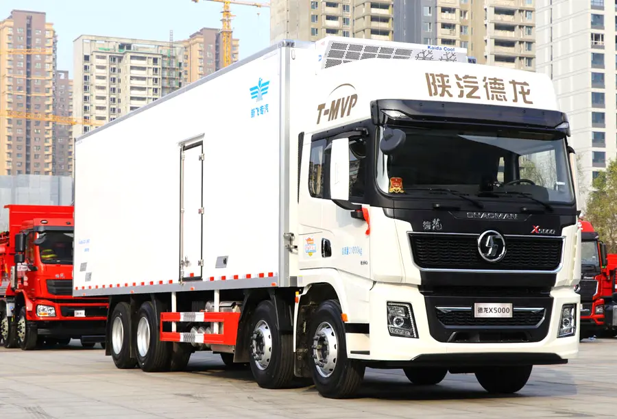 Shacman X5000 Refrigerated Box Truck (3)