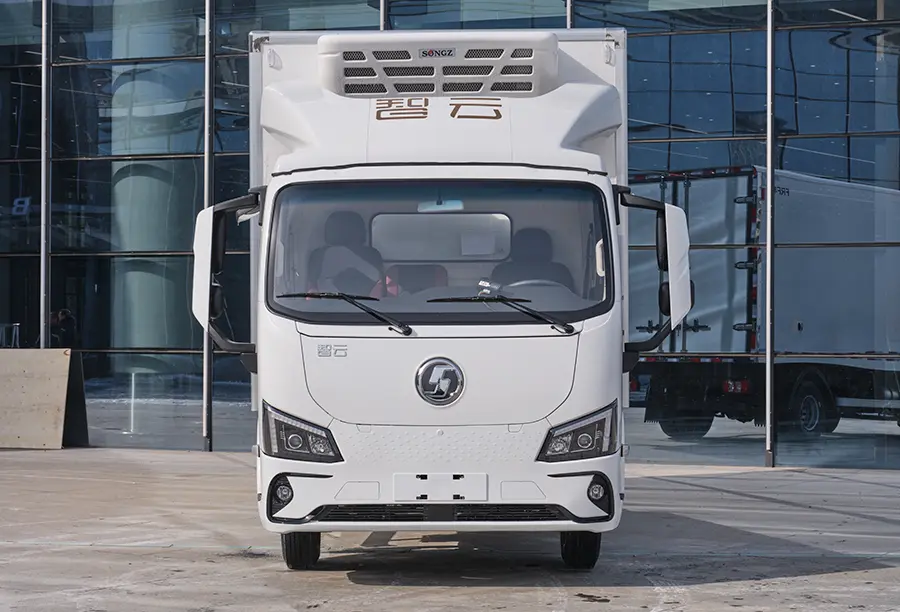Shacman i9 Electric Refrigerated Truck-4