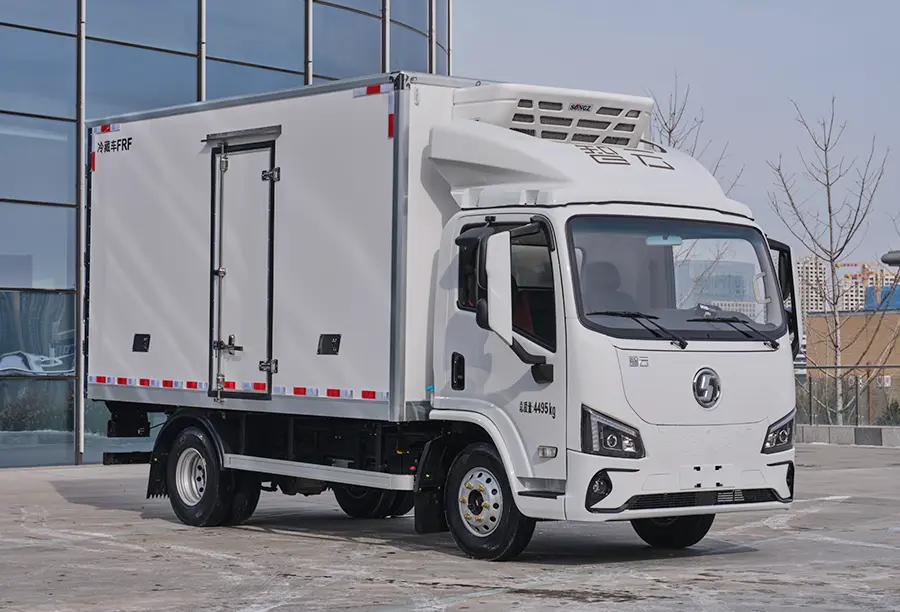 Shacman i9 Electric Refrigerated Truck-5